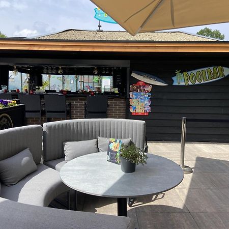 Kindvriendelijk Luxe Chalet In De Bossen Met Prive Sauna Harderwijk Exteriör bild