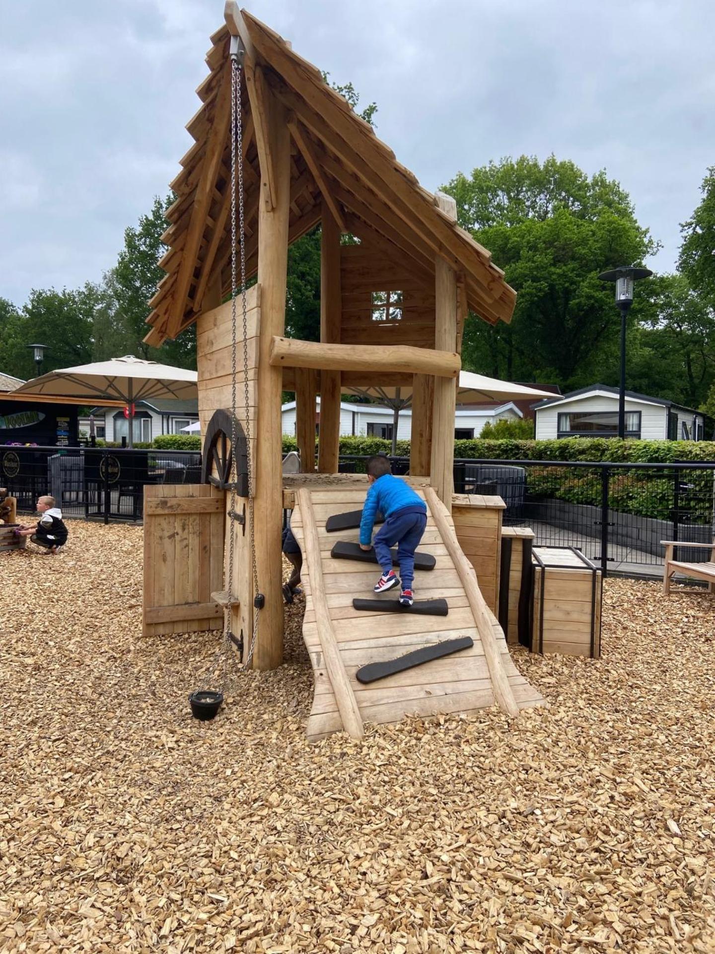 Kindvriendelijk Luxe Chalet In De Bossen Met Prive Sauna Harderwijk Exteriör bild